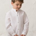 camisa blanca de cuello mao para ceremonia de niño
