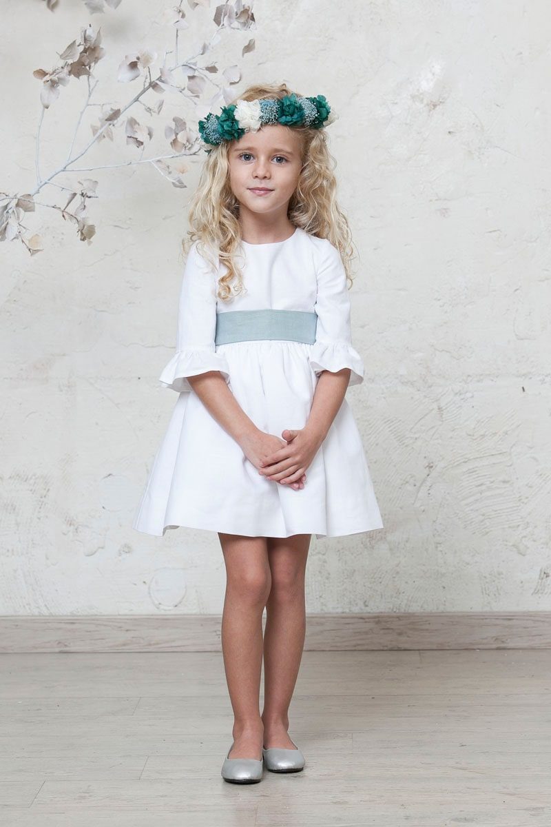 vestido de arras de lino blanco para niña