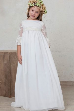 Vestidos de comunión para niñas | 🥇 Trajes sencillos y originales 2022🥇