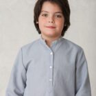 camisa gris de cuello mao en lino para niños de ceremonia