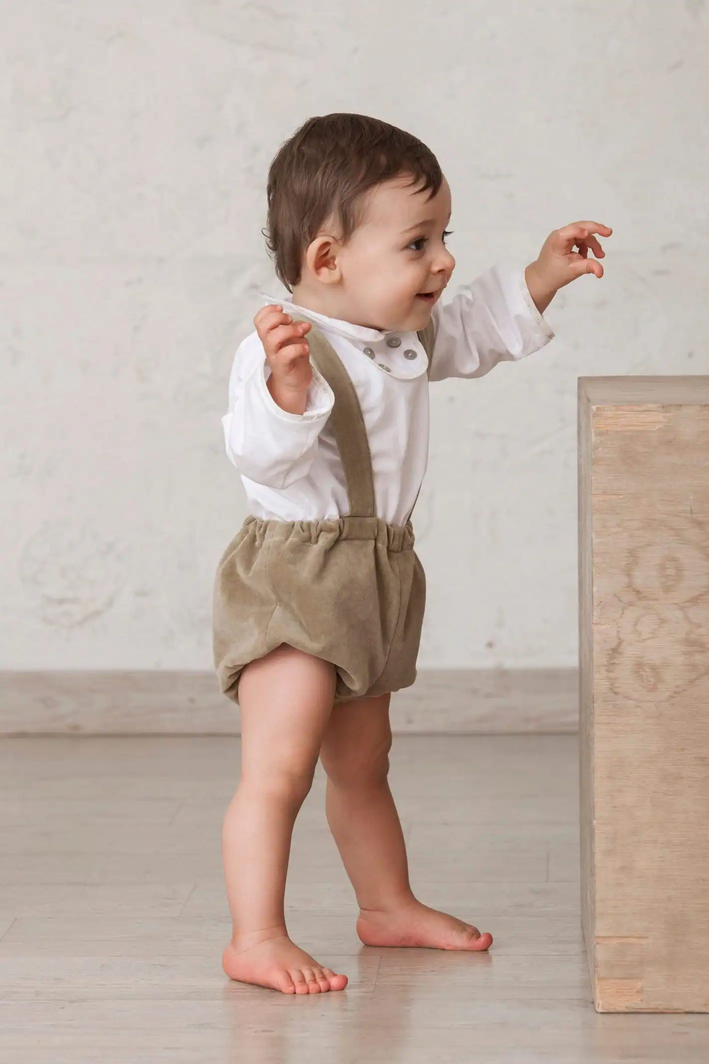 baby boy's suspender pants
