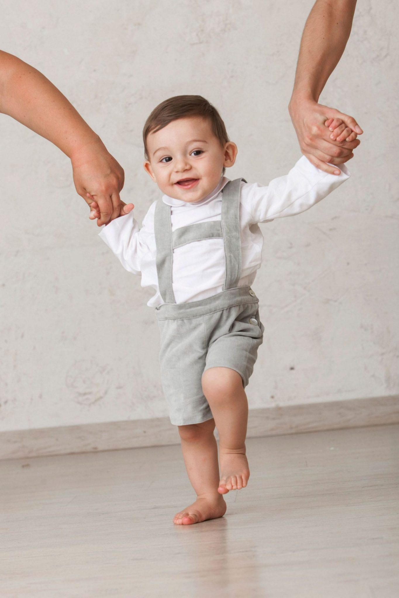 camisa blanca cuello bebé manga larga