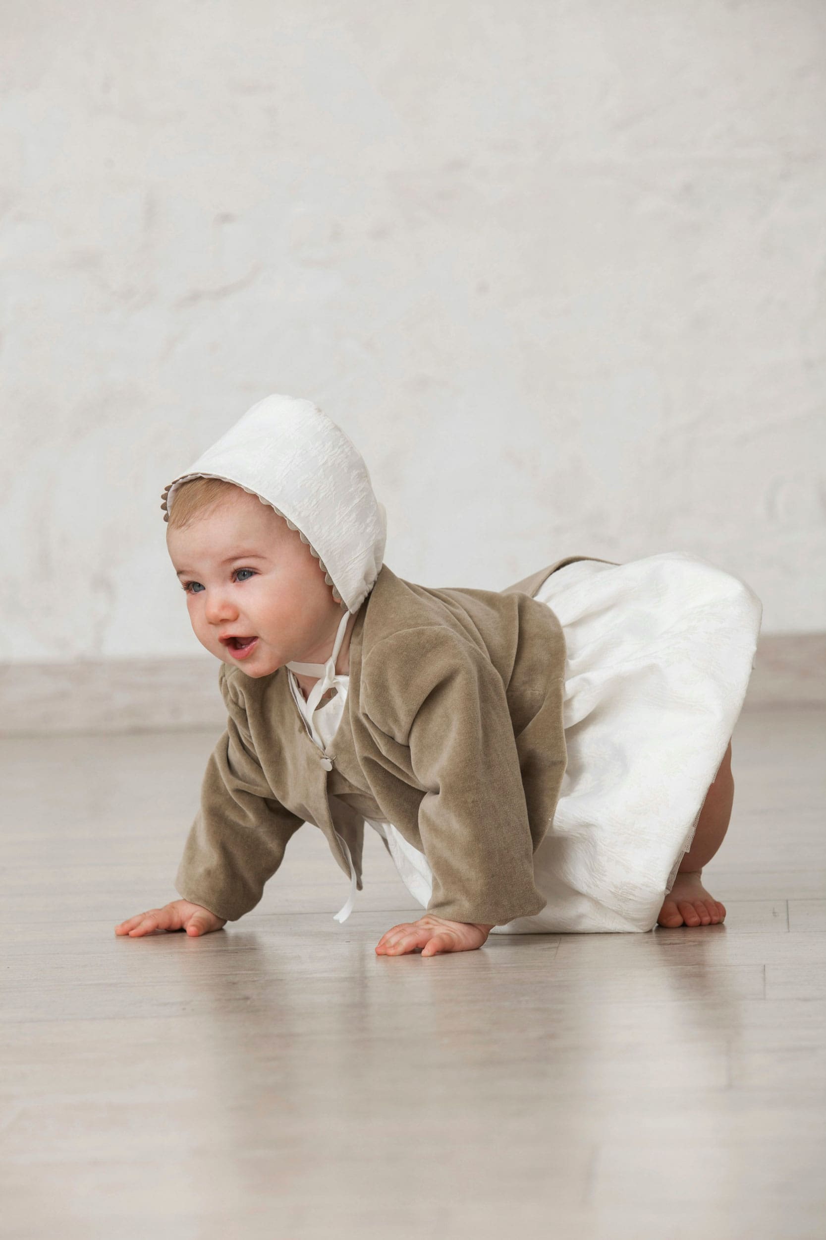 vestido de ceremonia para bebé niña color blanco