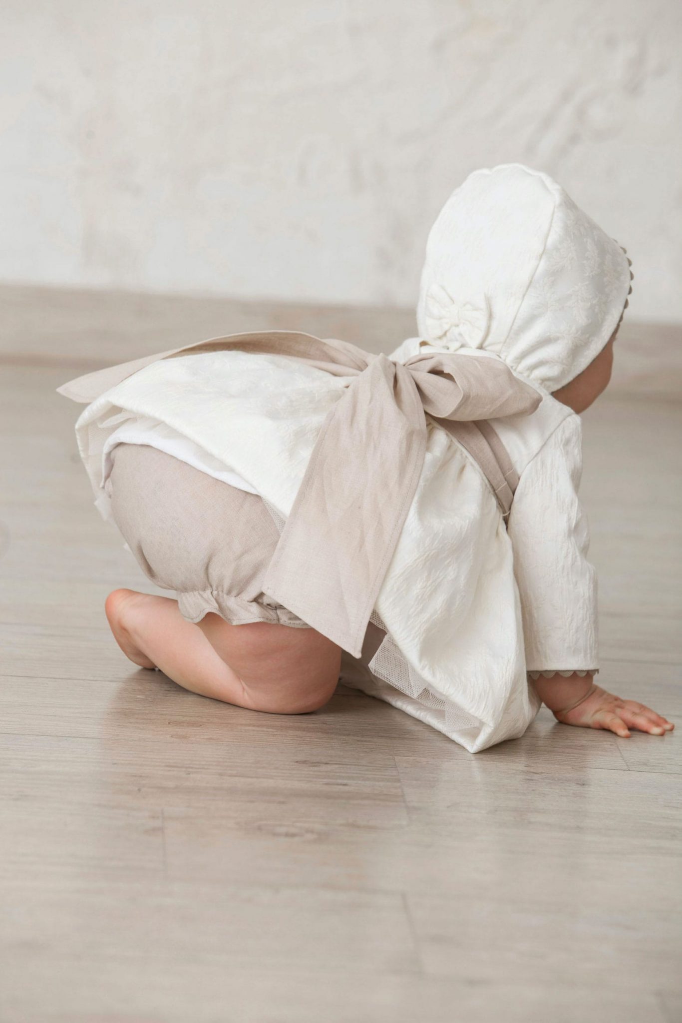 vestido de ceremonia para bebé niña color blanco