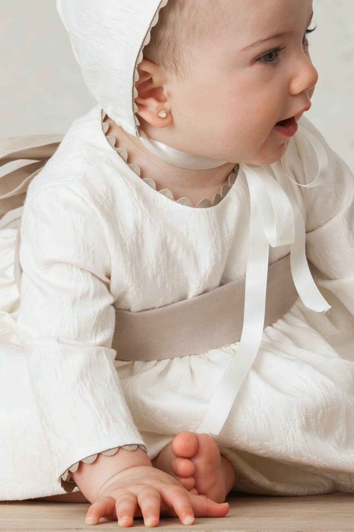 vestido de ceremonia para bebé niña color blanco