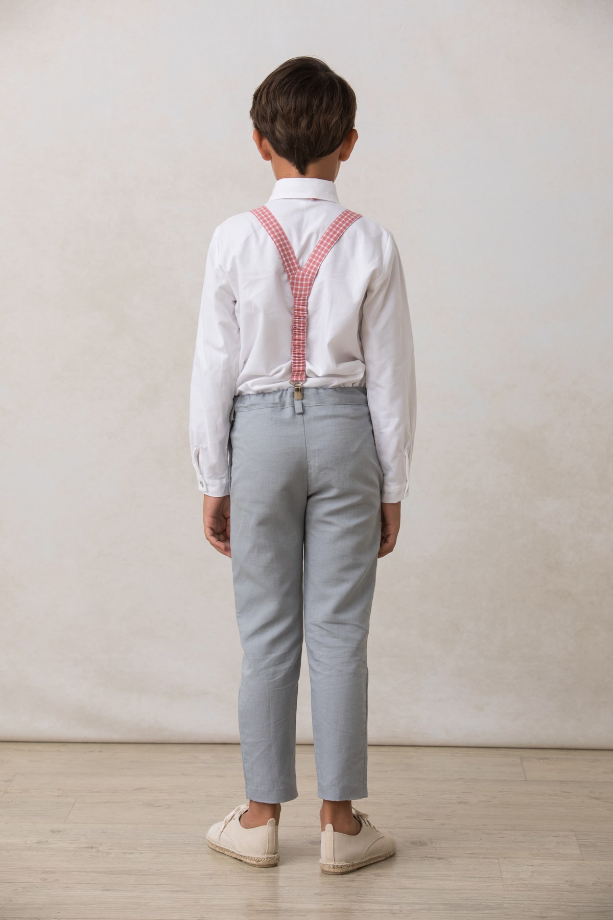 pantalon de niño gris de lino