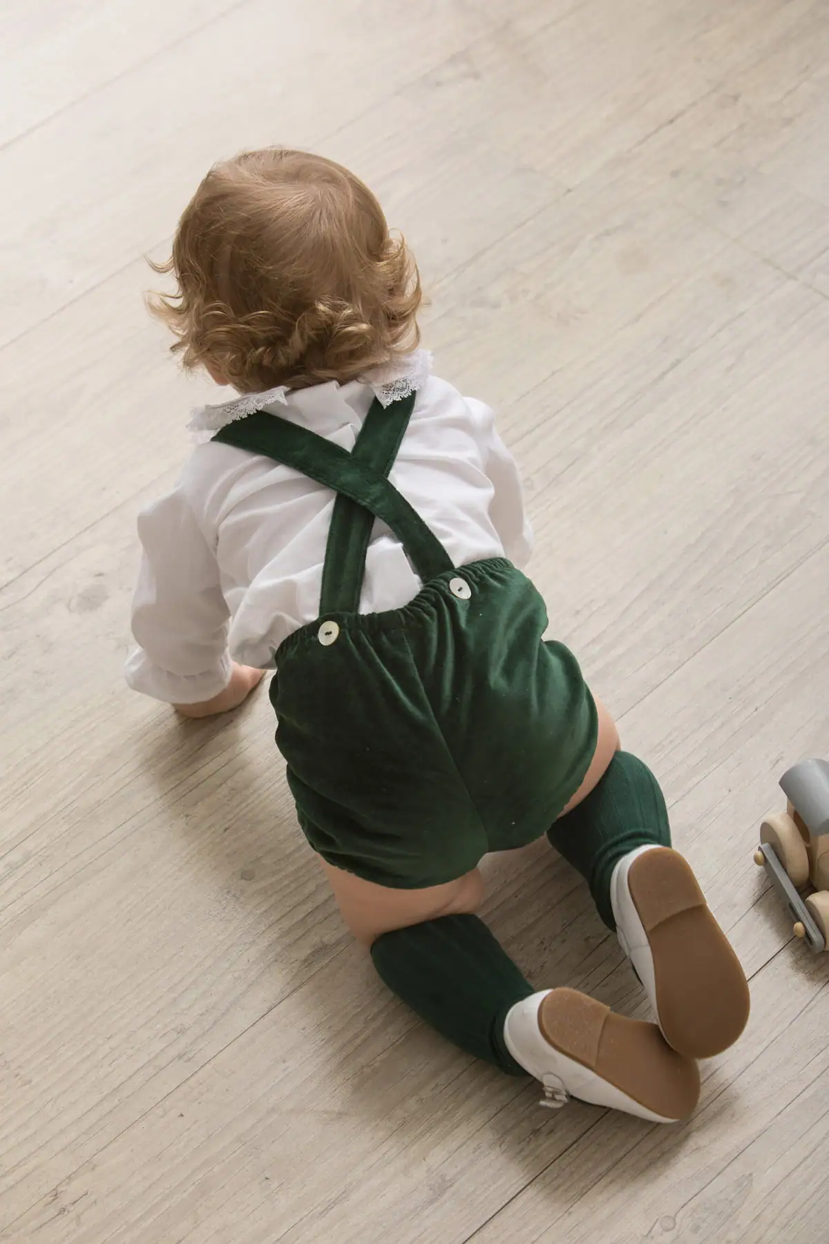 baby green velvet suspenders
