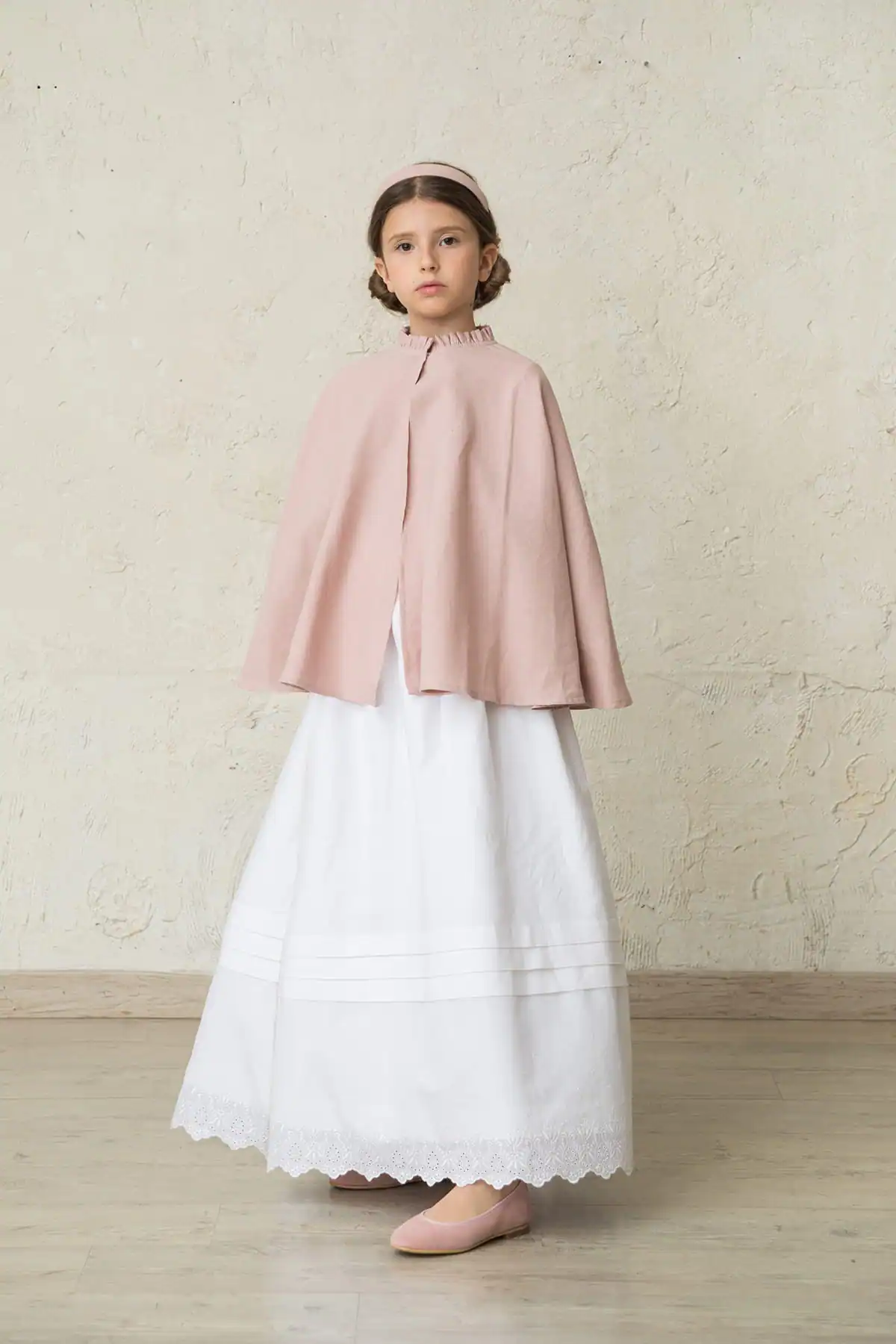 girl's embroidered short-sleeved first communion dress