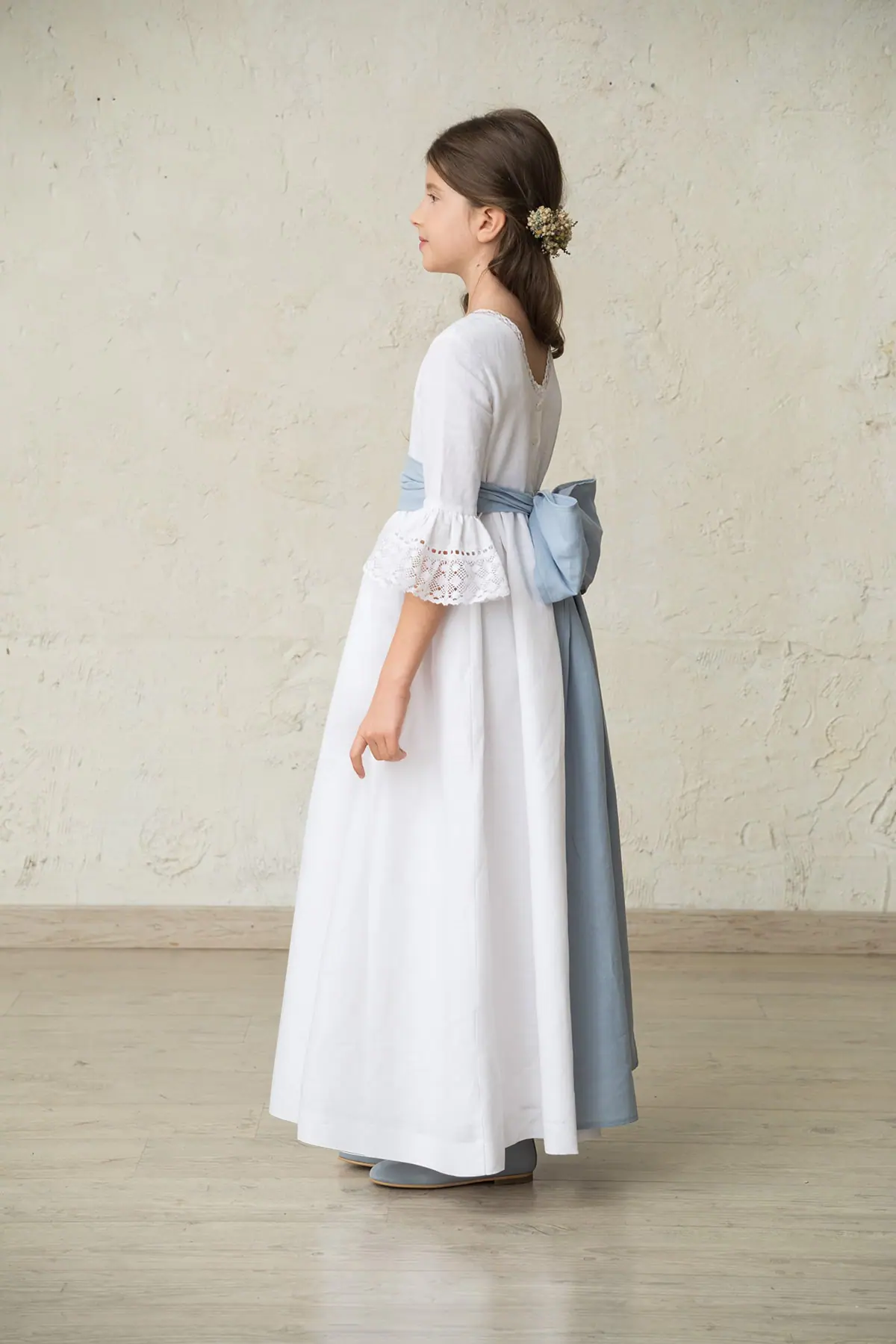 communion dresses for girls with embroidered sleeves