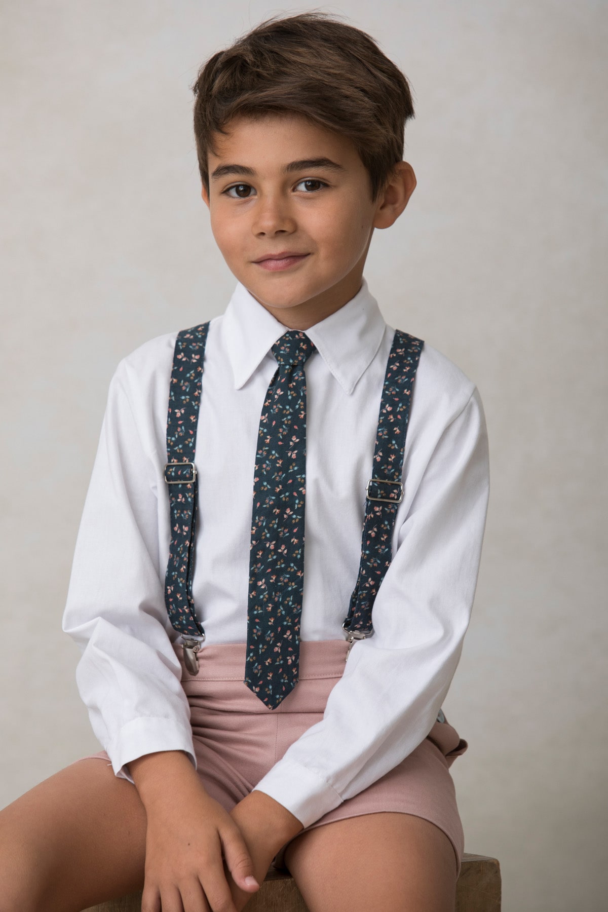 camisa con corbata de niño