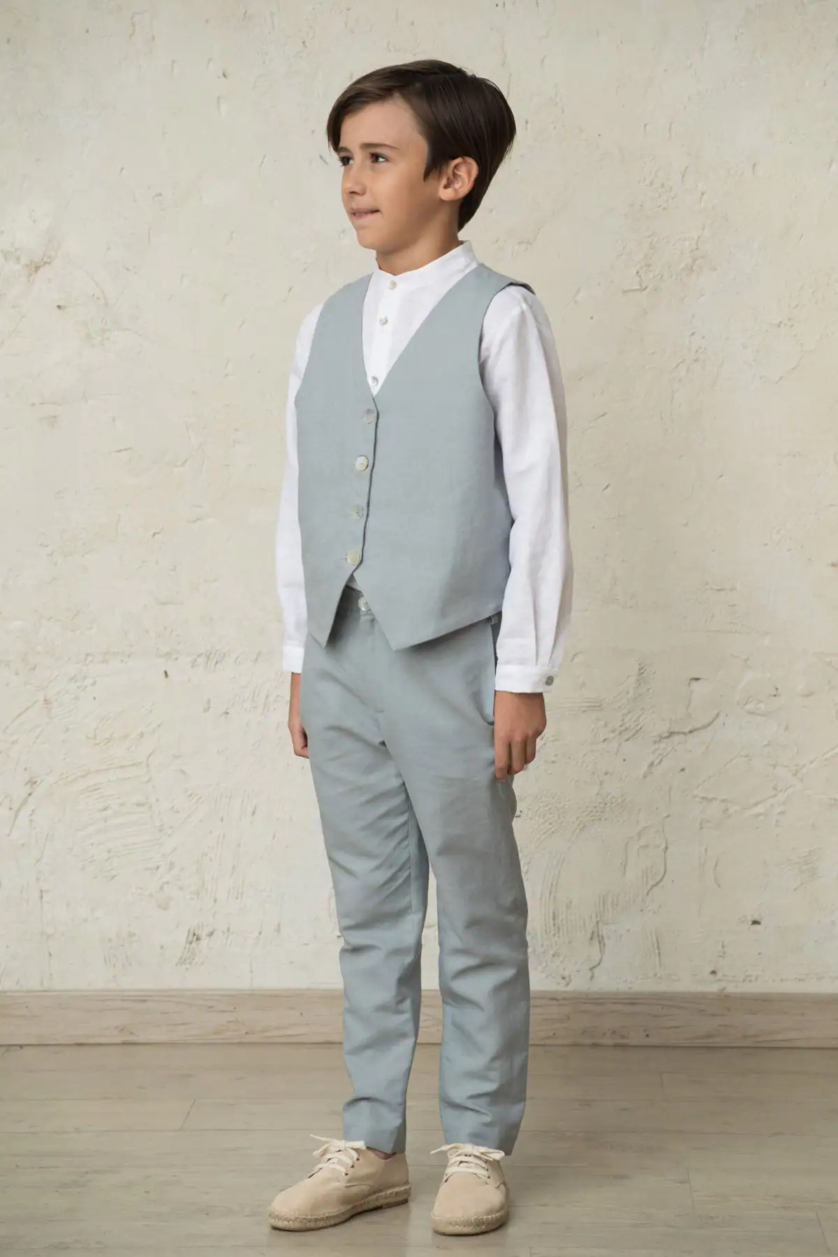 boy's grey skinny jeans