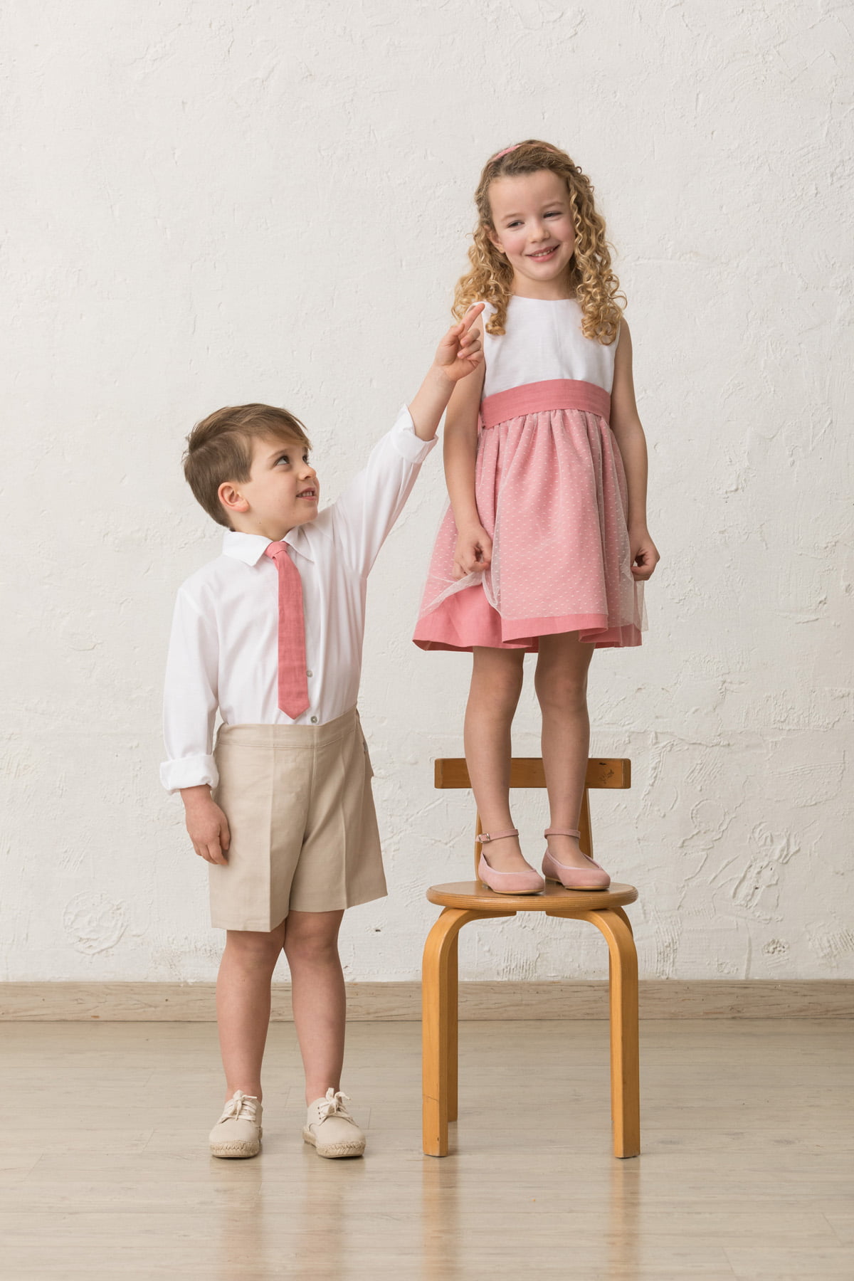 bermuda de lino beige de niño para ceremonia