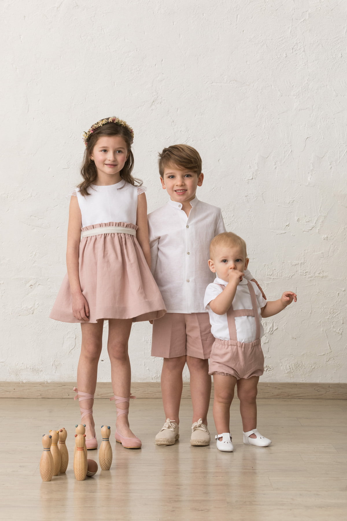 vestido de niña con tirantes en espalda