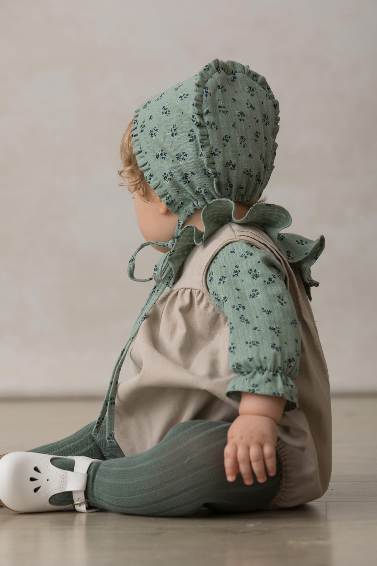 camisa bebe con volante en estampado verde