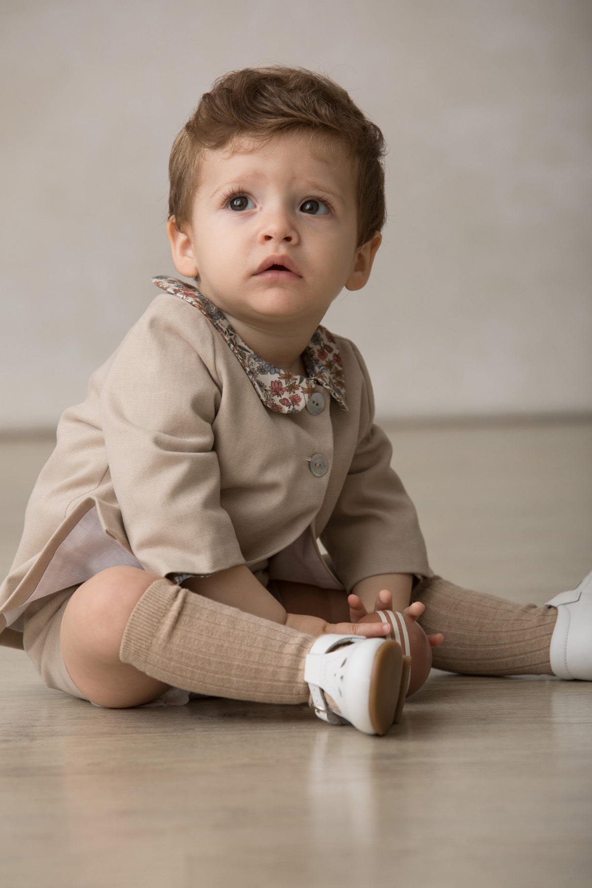 camisa bebe beige estampada