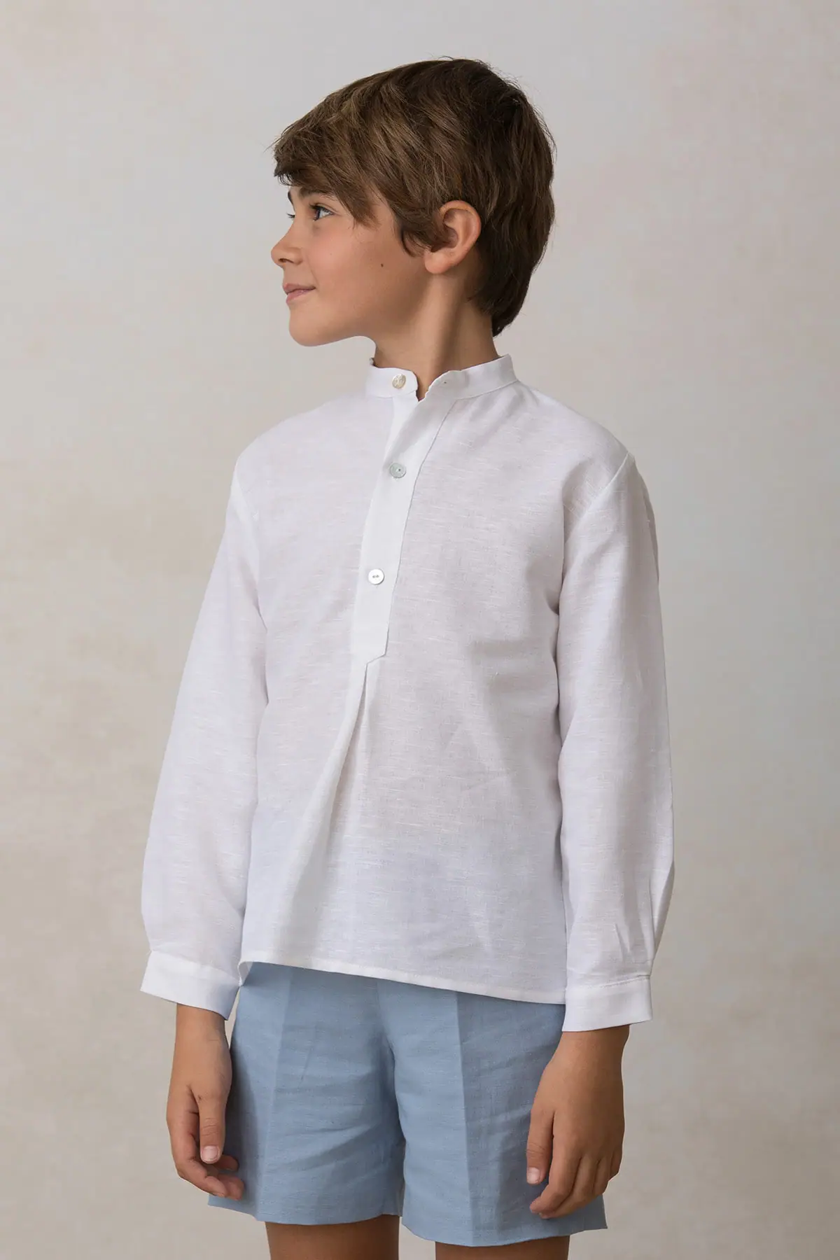 camisa de cuello mao de niño para ceremonia blanca