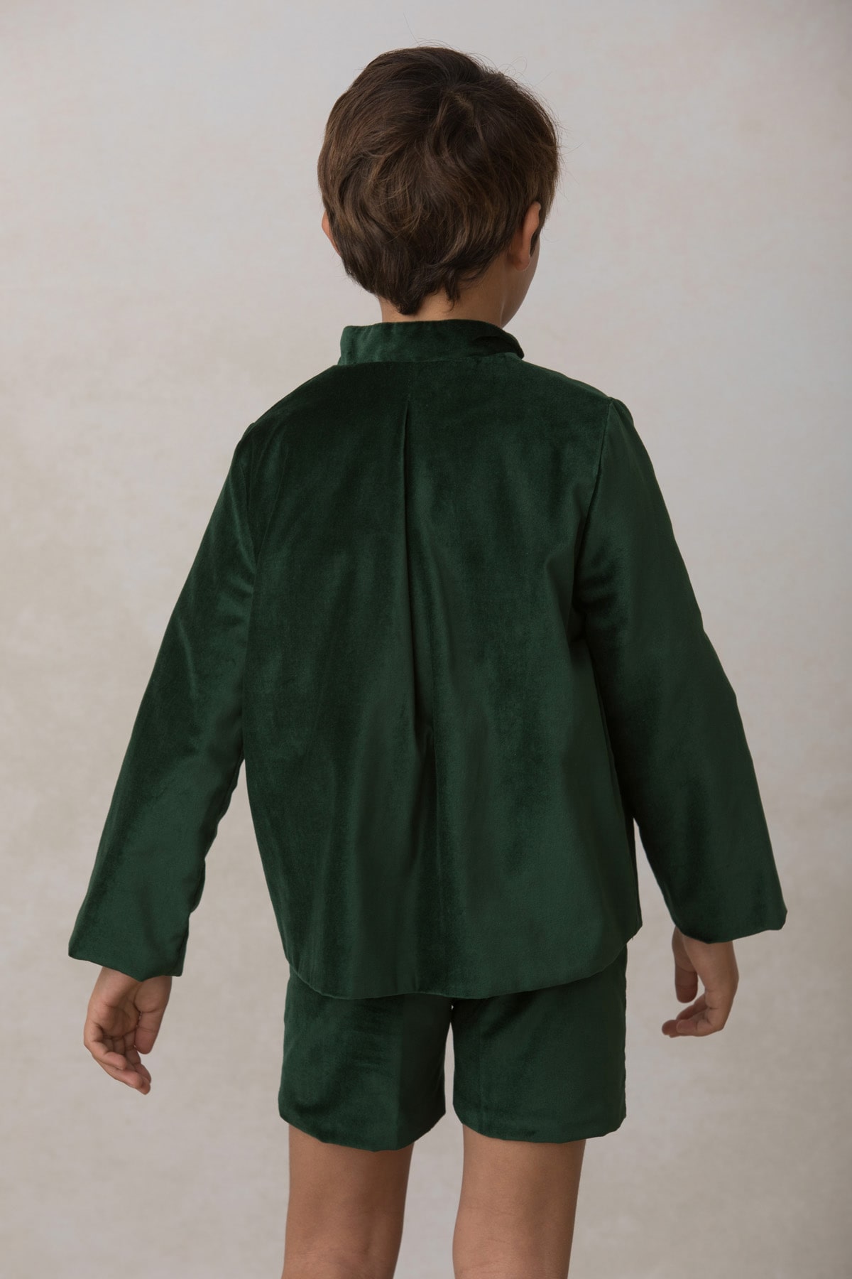 chaqueta de niño en terciopelo verde