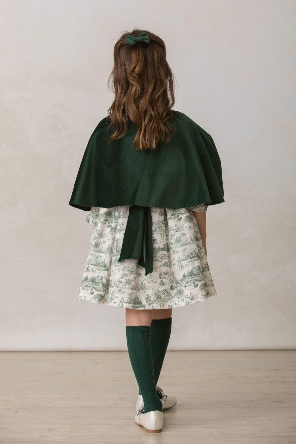 vestido de niña verde con manga francesa