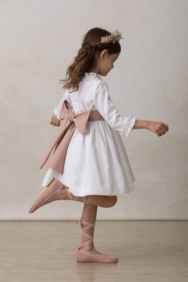 vestido de niña de algodon blanco con volante en cuello