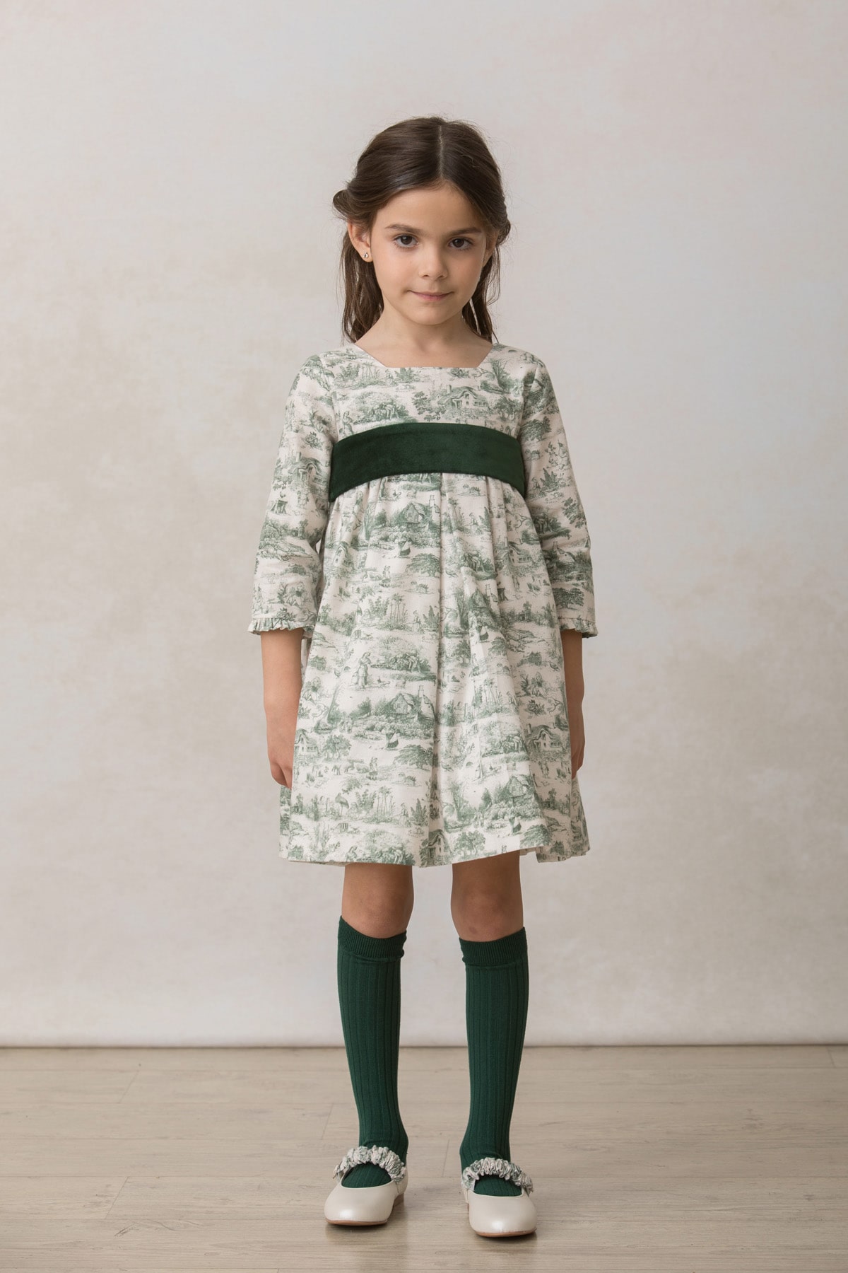 vestido de niña para ceremonia estampado verde