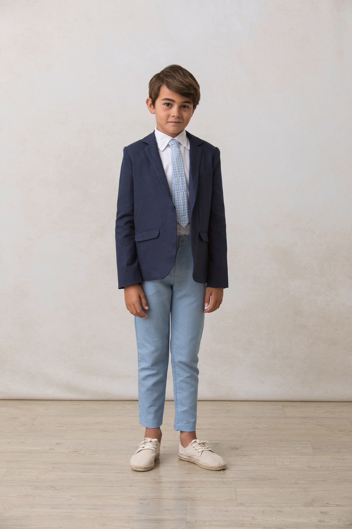 corbata de niño de cuadros azul