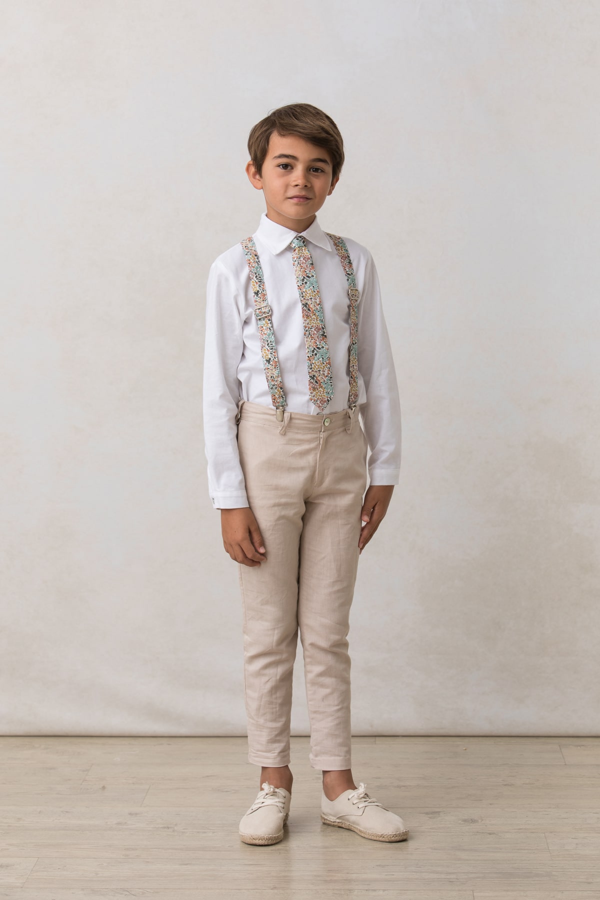 corbata de niño moderna en estampado cuarzo para ceremonia