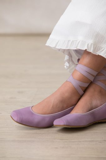 zapatos de ceremonia de niña lila