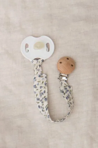baby flower pacifier clip