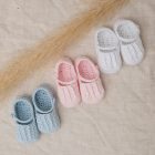 Patucos blancos de punto para bebe