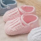 Patucos rosas de punto para bebe