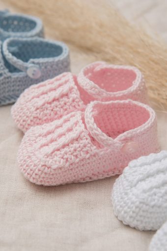 Patucos rosas de punto para bebe