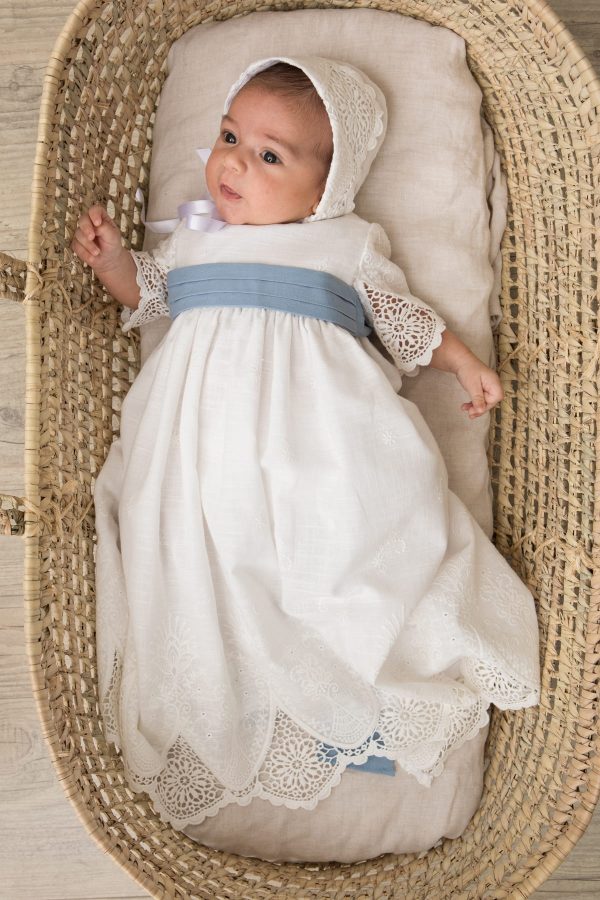 fajin de tablas para bebe con lazos de lino azul