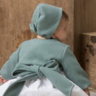 bolero de niña bebe en paño verde agua