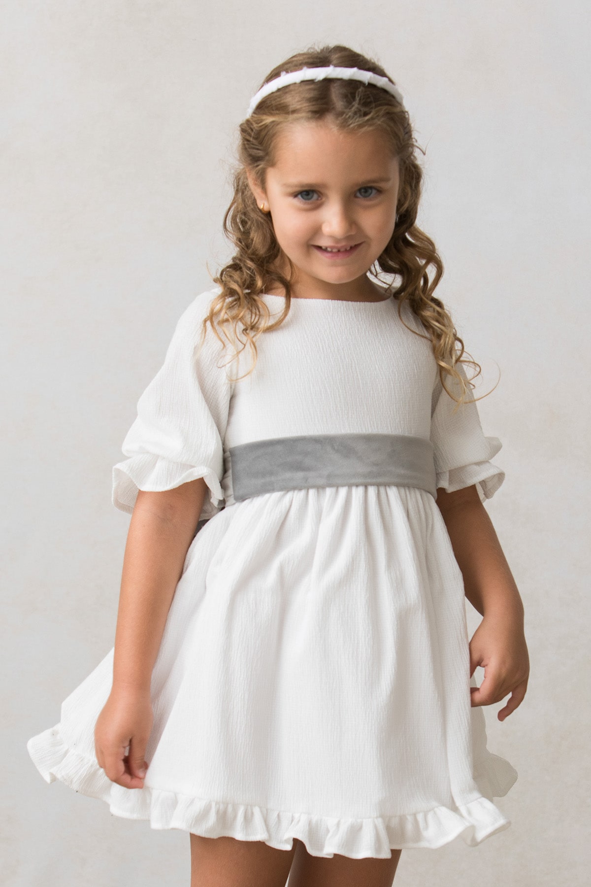 fajin con lazo de ceremonia para niña en terciopelo gris