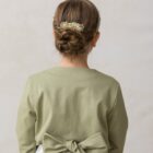 fajin de tablas de ceremonia de niña en verde oliva