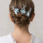 horquillas pelo ceremonia nina flores azul blanca