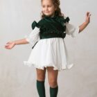 mañanita terciopelo para ceremonia de niña en verde botella