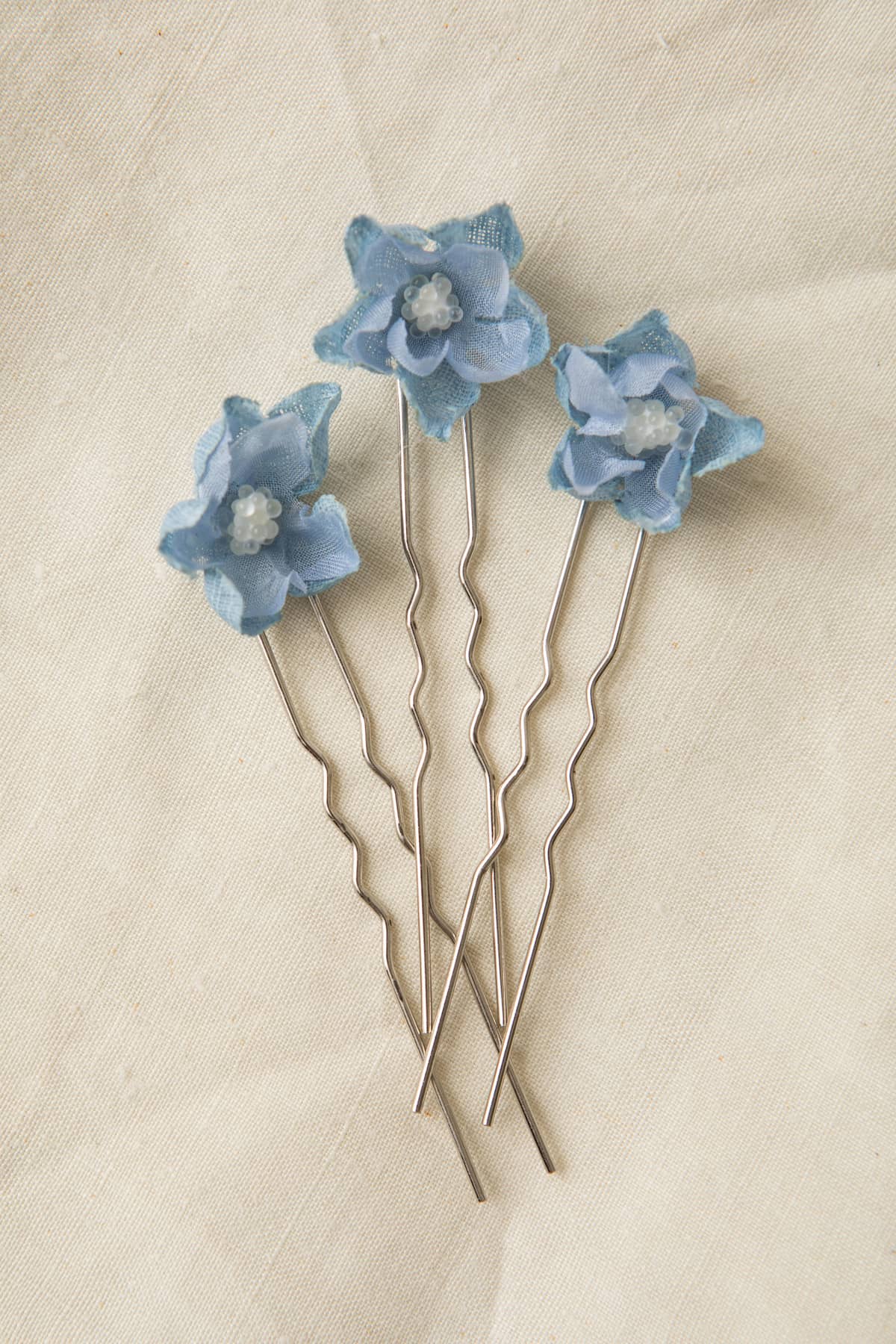 pack of blue girl's hair clips