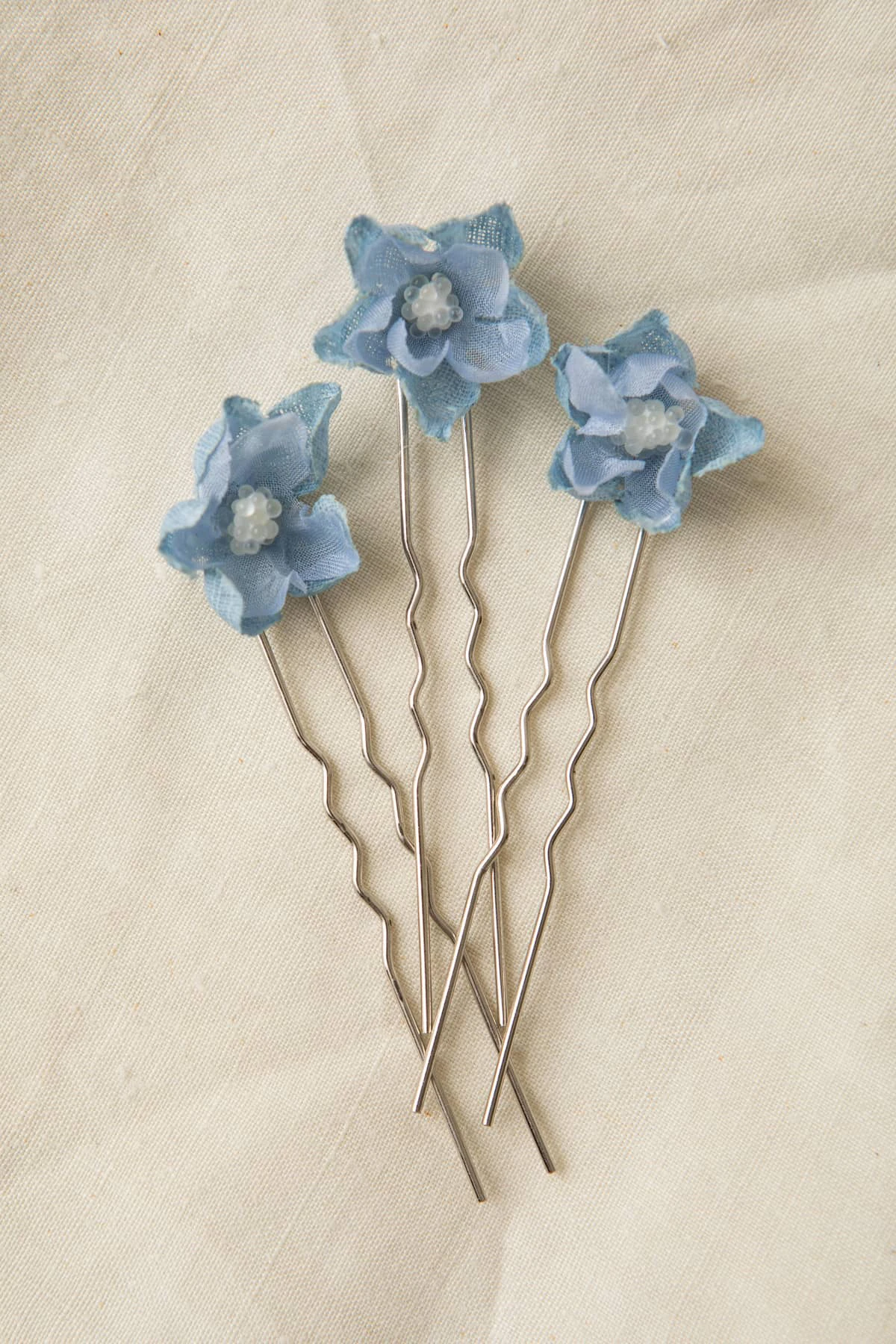 pack of blue apple tree hair clips for girls