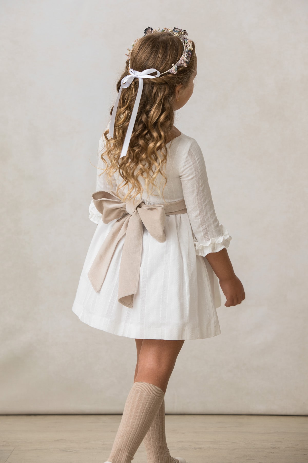 vestido-blanco-nina-algodon-manga-francesa vestido blanco de niña en algodon de manga francesa