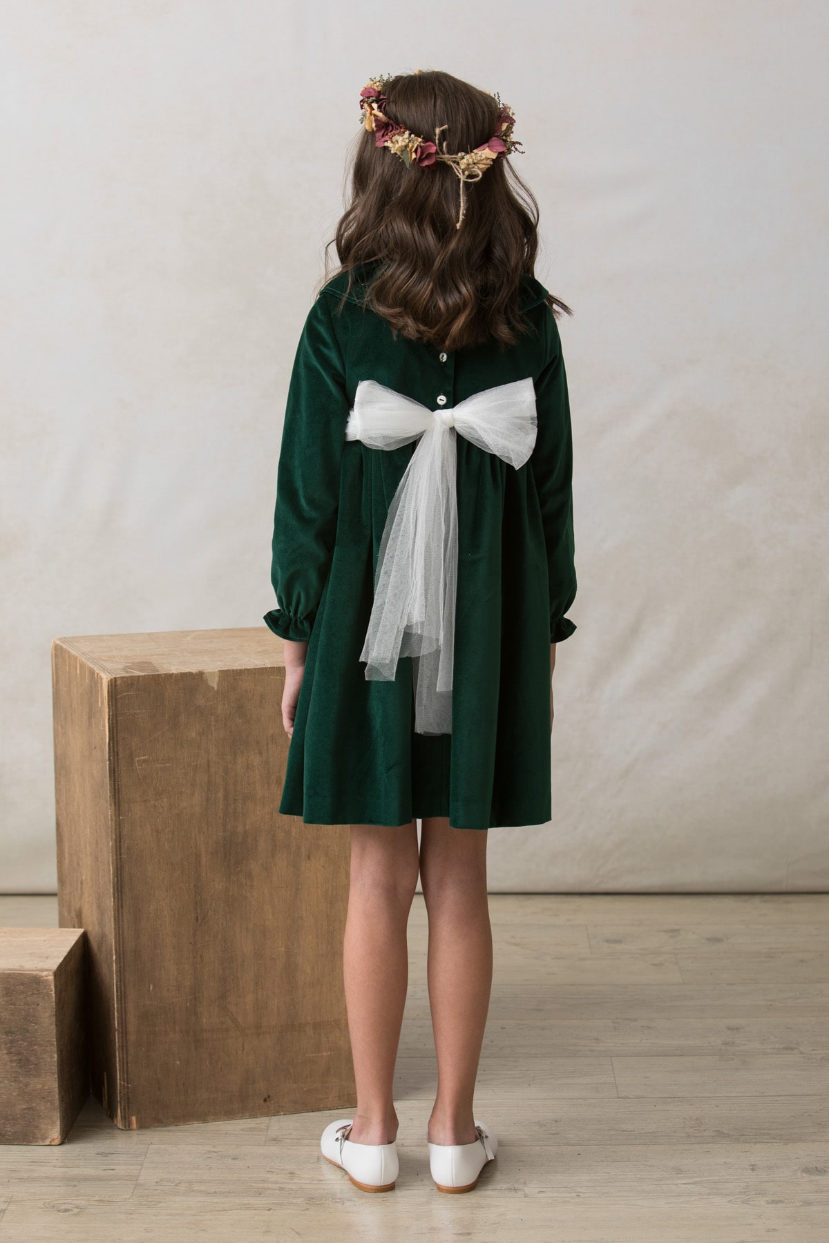 vestido-ceremonia-nina-terciopelo-verde-botella vestido de ceremonia para niña en terciopelo verde botella