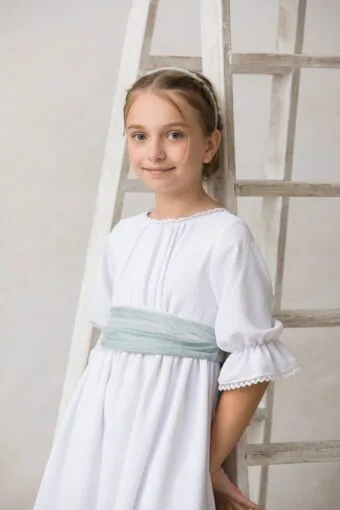 girl's communion dress crepe with puff sleeves