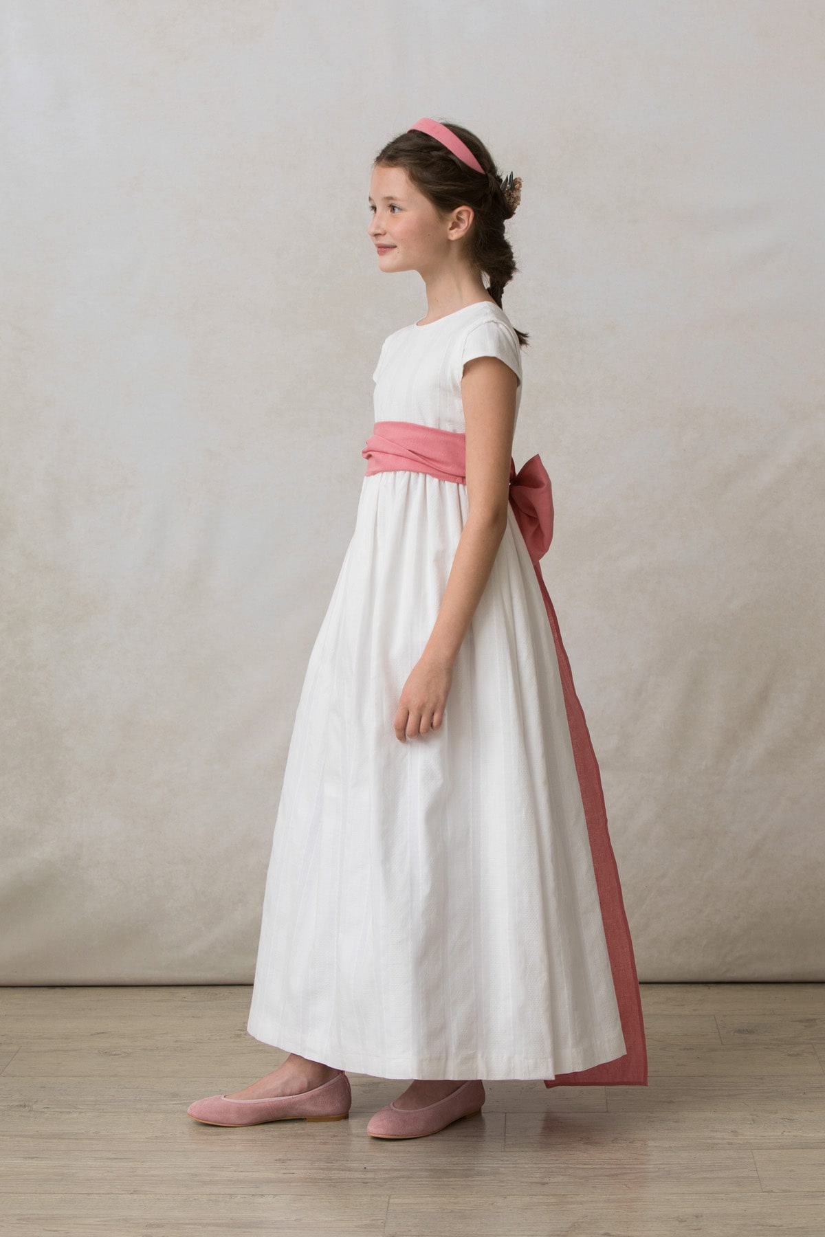 vestido de comunion de niña de manga cuchara sencillo