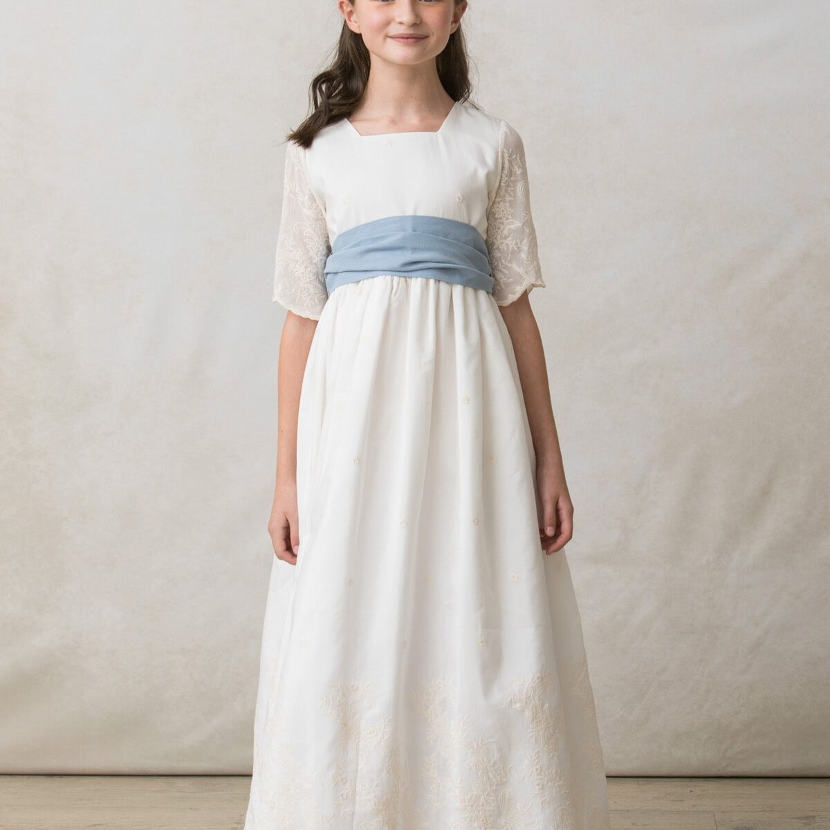 Comunion Sencillos Vestido De Comunion Usado Trajes De Comunión