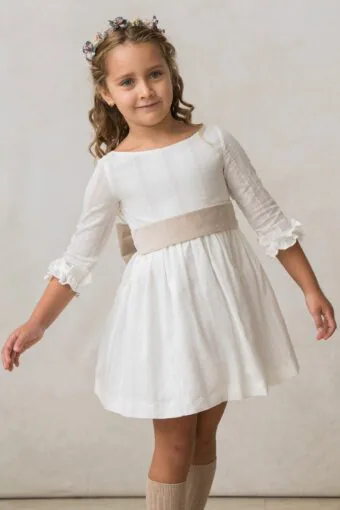 White cotton girl's dress with three-quarter sleeves