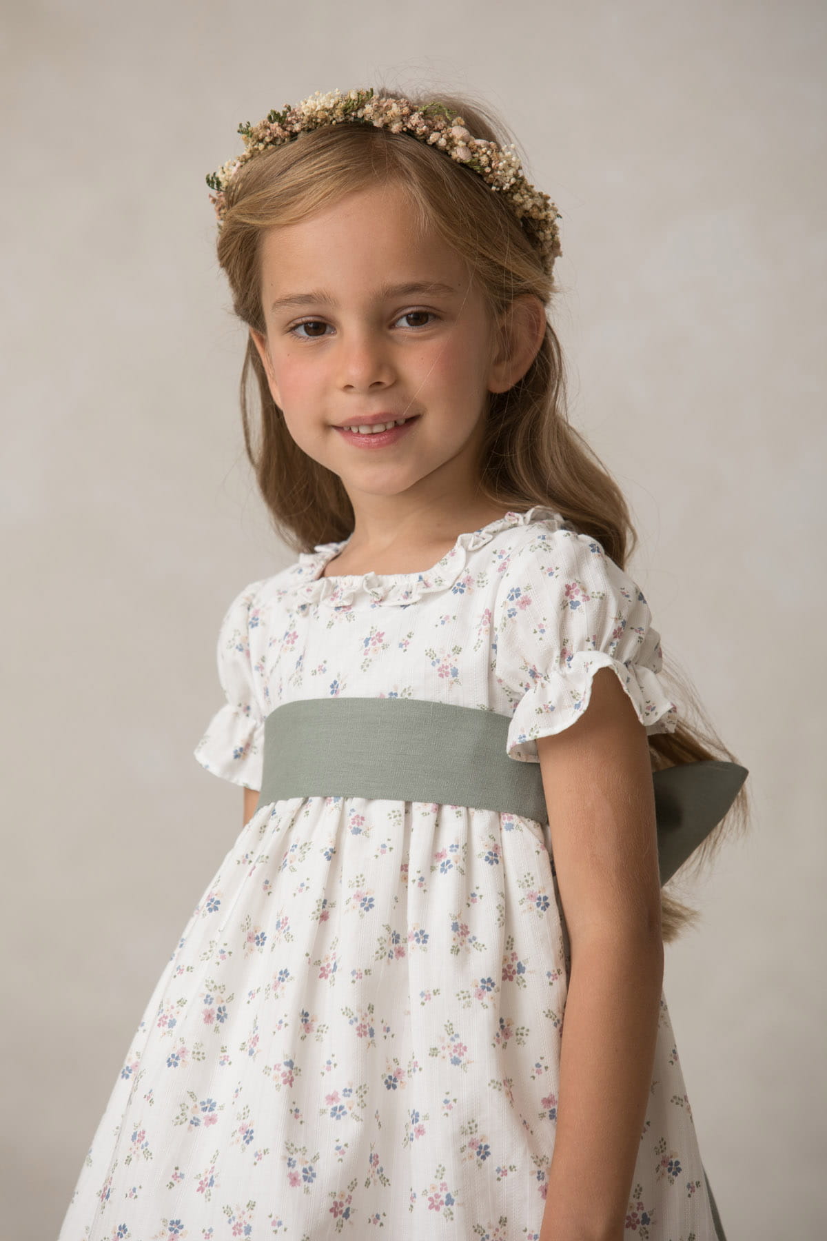 vestido nina ceremonia algodon estampado flores manga farol corto