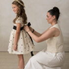 vestido nina ceremonia clasico lunares beige espalda pico vestido nina ceremonia clasico lunares beige espalda pico