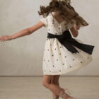 vestidos nina ceremonia clasicos lunares beige espalda pico vestidos nina ceremonia clasicos lunares beige espalda pico