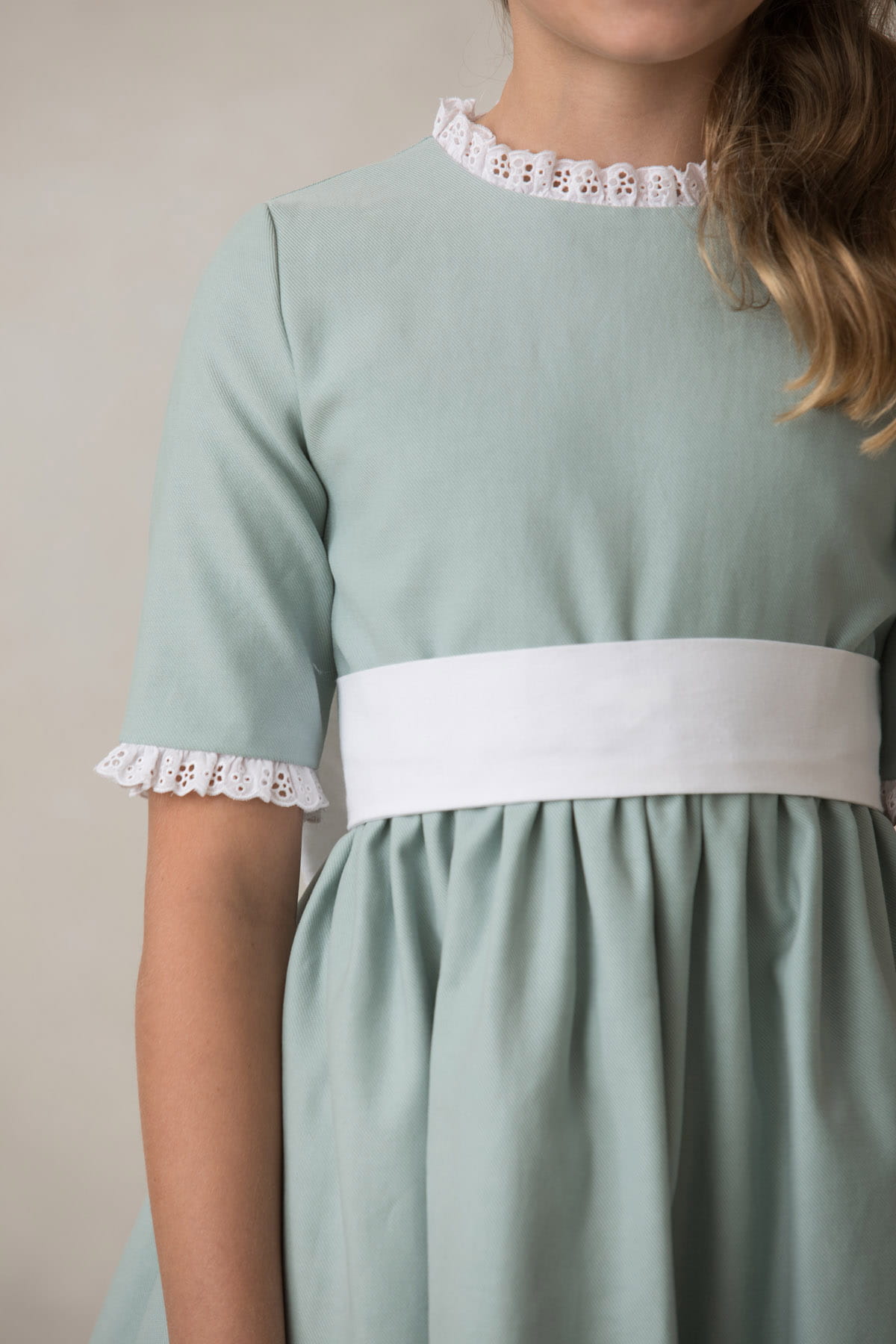 vestido nina detalle algodon blanco verde agua vestido nina detalle algodon blanco verde agua