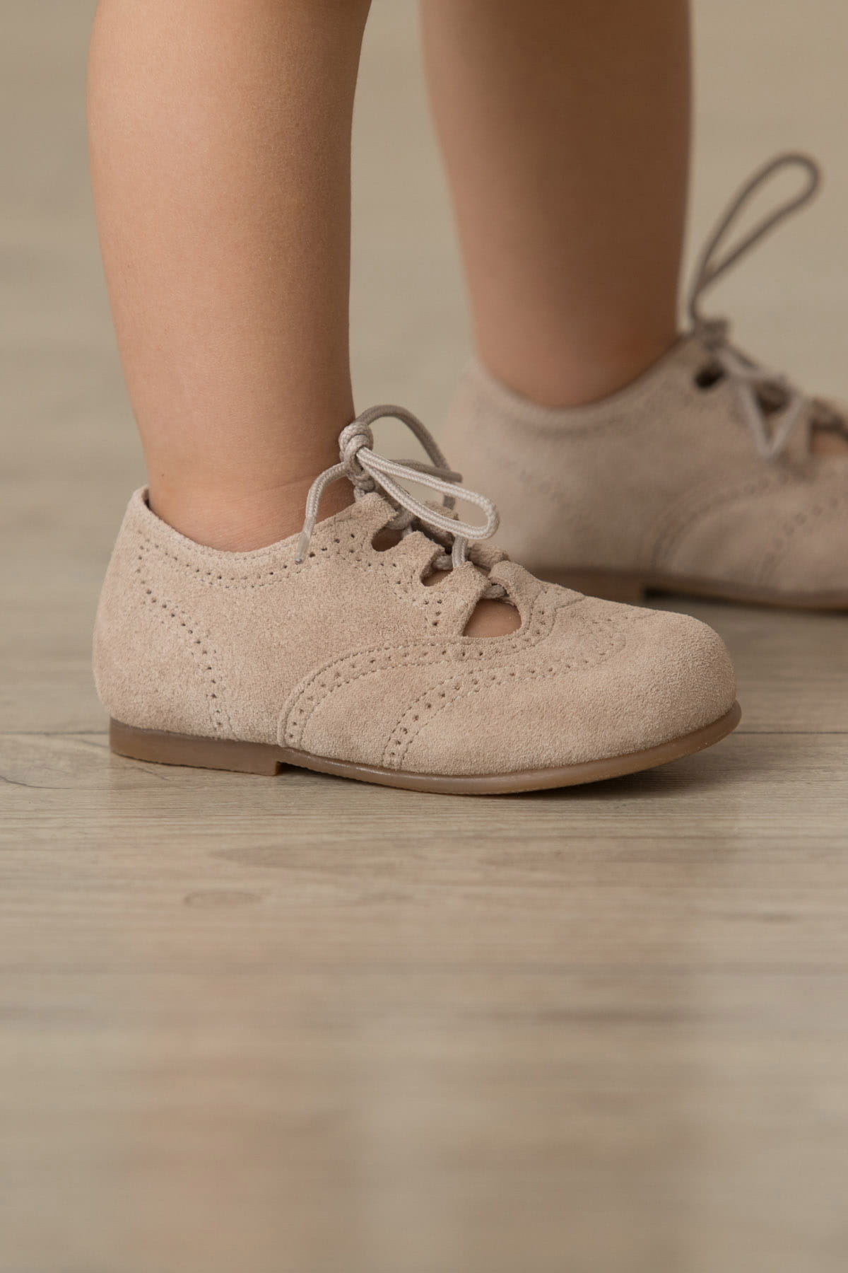 Inglesitos beige erraje con suela
